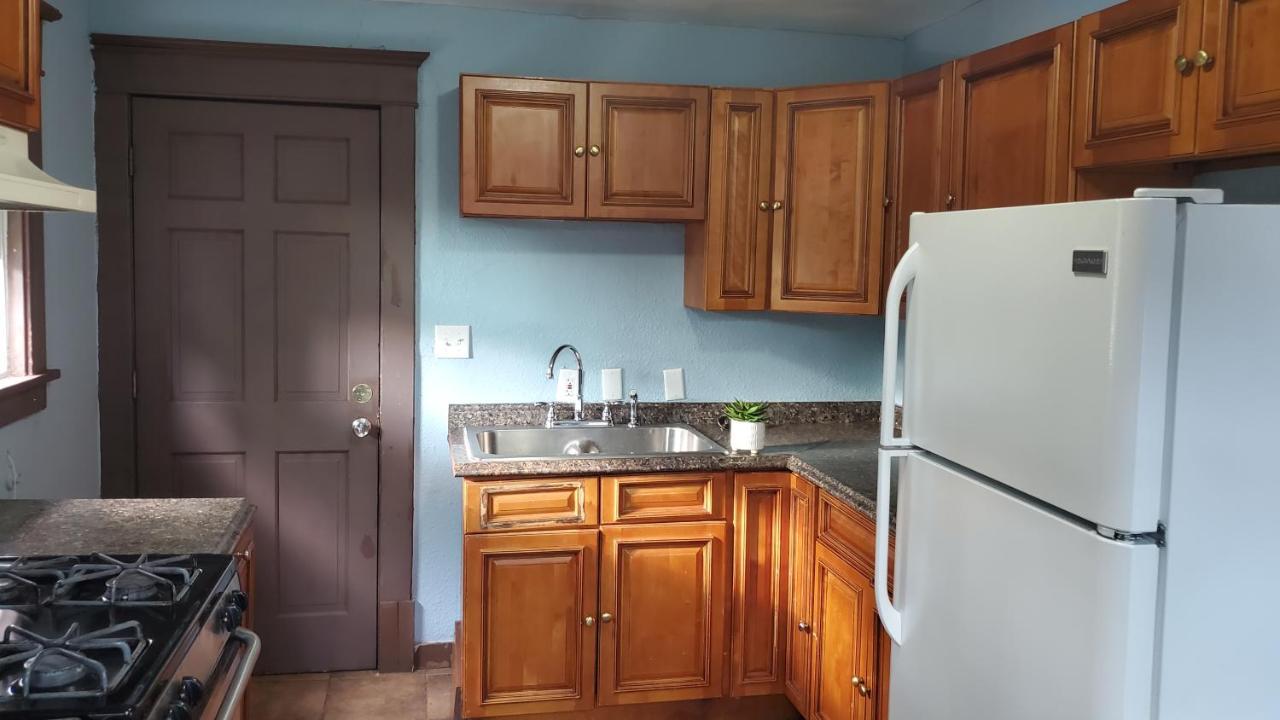Ana Maria Del Azul Apartment Minneapolis